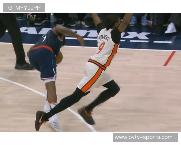 奥萨尔持球能力出众将成为球队进攻新武器 奥萨尔持球能力出众将成为球队进攻新武器