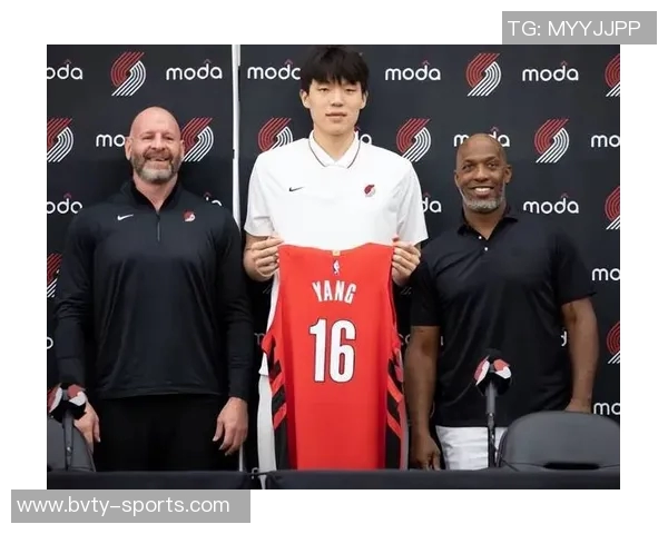 比卢普斯呼吁球队共同分担战术压力让瀚森更轻松应对比赛挑战 比卢普斯呼吁球队共同分担战术压力让瀚森更轻松应对比赛挑战