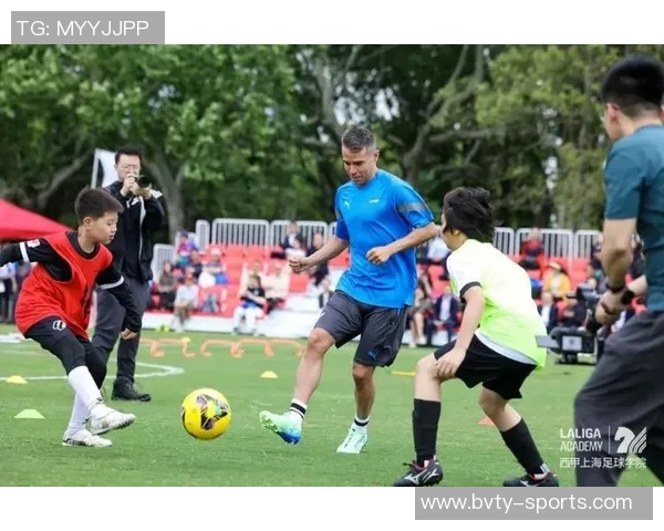 开赛7场贡献8球21岁皇马青训新星能否成为梅西接班人