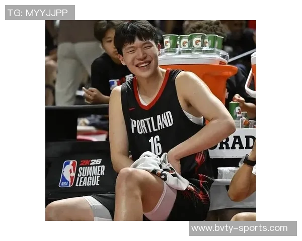 解说:里夫斯的大合同稳如泰山杨瀚森需加速融入NBA节奏 解说:里夫斯的大合同稳如泰山杨瀚森需加速融入NBA节奏